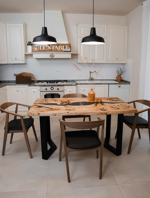 Esstisch Satin aus Pappelholz massiv mit rauchgrauem Epoxidharz