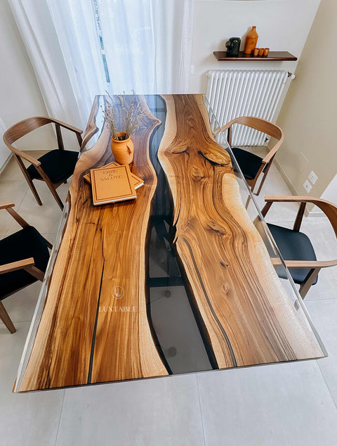 River Tisch La Stella del Mattino aus Nussbaum massiv mit Epoxidharz