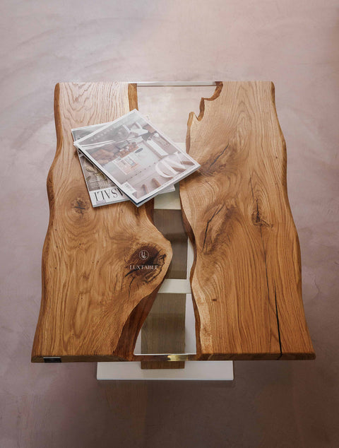River table in oak wood and clear glossy resin, custom size Fiordaliso