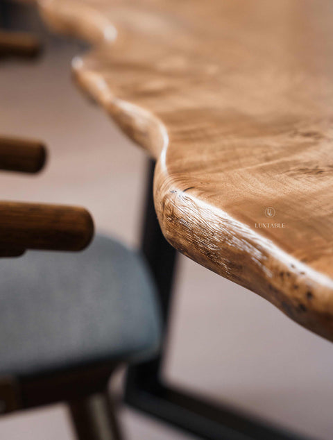 Handmade resin table in poplar and smoke gray epoxy, custom size Elara