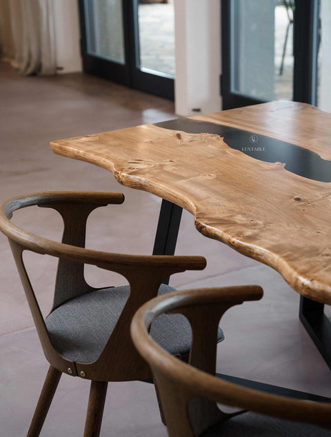 Handmade resin table in poplar and smoke gray epoxy, custom size Elara