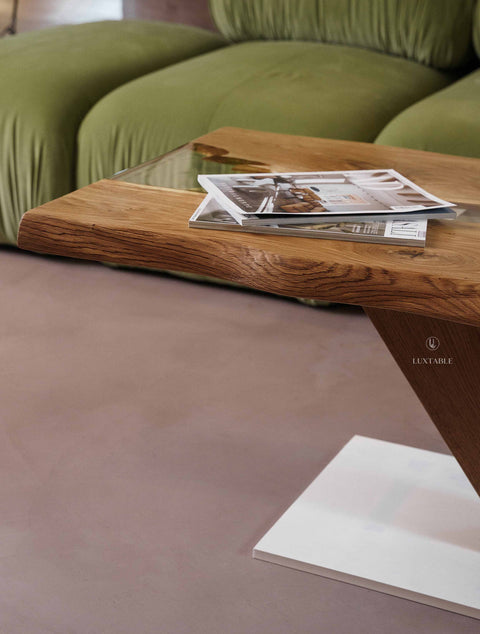 River table in oak wood and clear glossy resin, custom size Fiordaliso