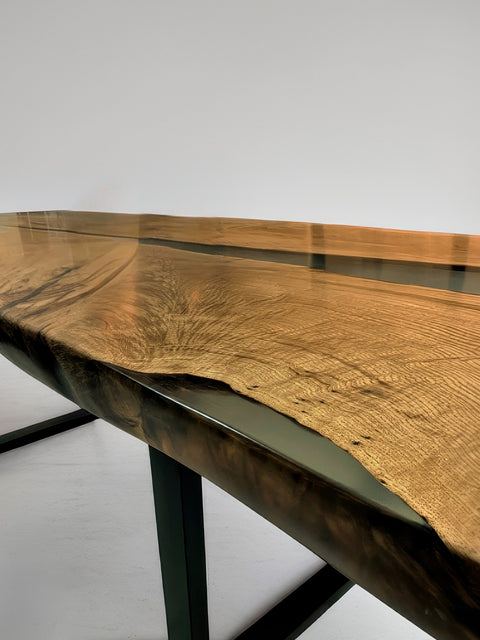 Epoxy table of solid oak and grey matte resin Velvet