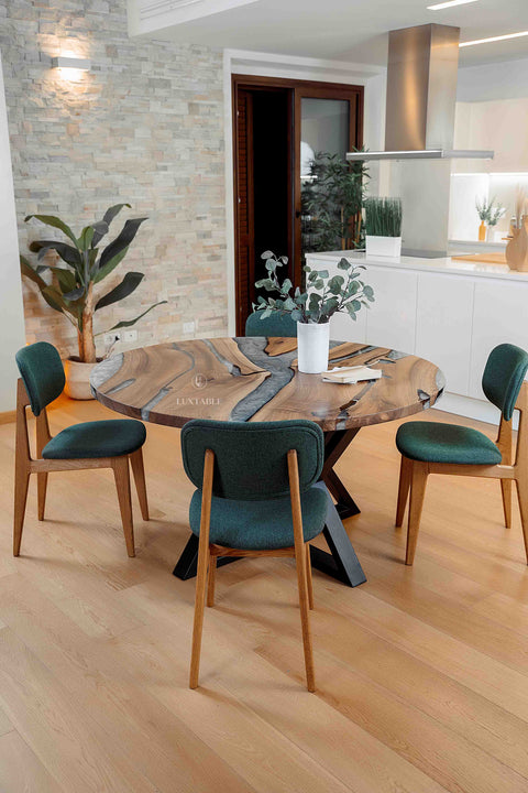 Runder Harztisch Cristallo aus Nussbaum mit silbernem Epoxidharz 